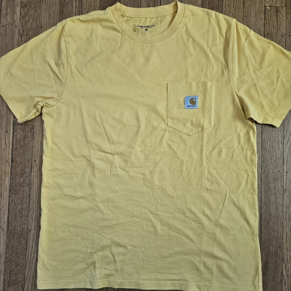 The Carhartt WIP Women's Pocket T-Shirt in size Medium - Picture 1 of 4